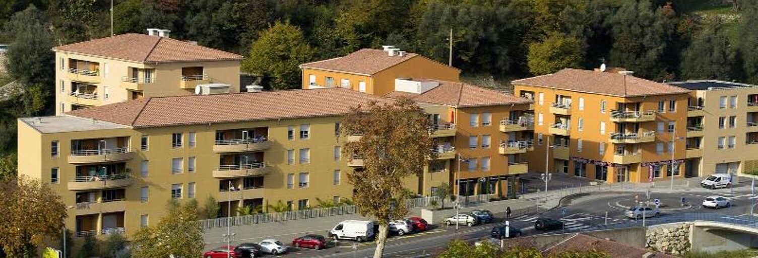 Appartement 2 Pièces 40 m² à louer à Saint-André-de-la-Roche (06730)