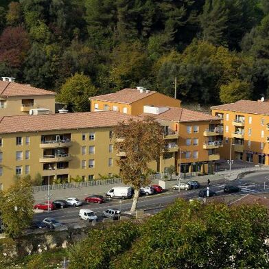 Appartement 2 pièces 835 €