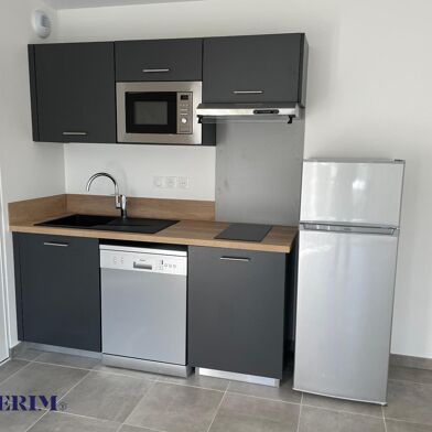 Appartement 3 pièces 801 €