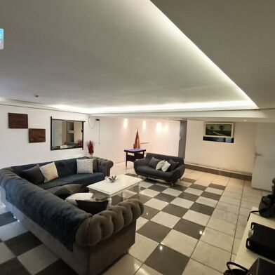 Maison 9 pièces 260000 €