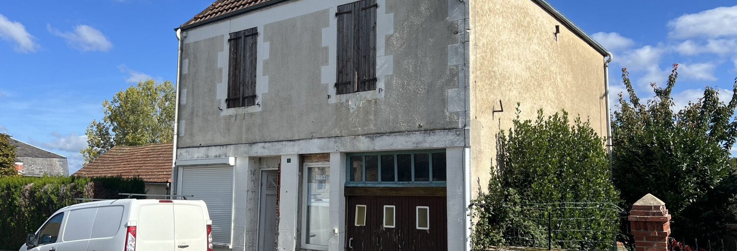 Maison 5 Pièces 123 m² à vendre à Saint-Saturnin (18370)