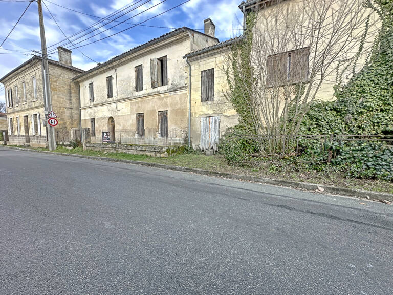 Maison 180m2 avec travaux - Chai attenant - GENISSAC — photo 1