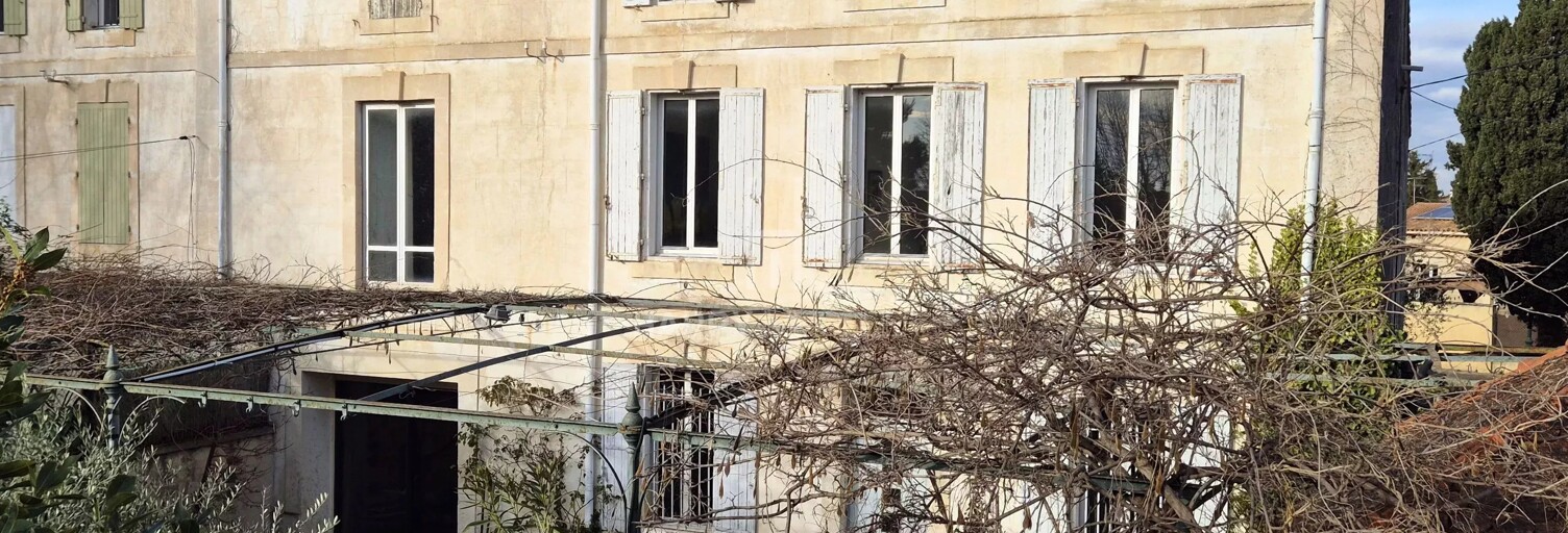 Maison 9 Pièces 205 m² à vendre à Graveson (13690)