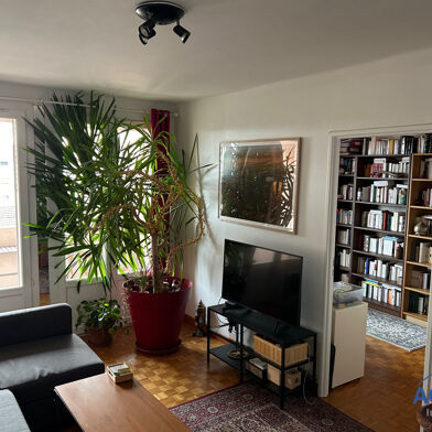 Appartement 3 pièces 215250 €