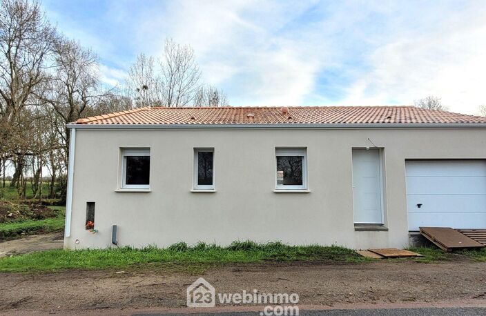 Maison - 81.97m² - La Jonchère — photo 2