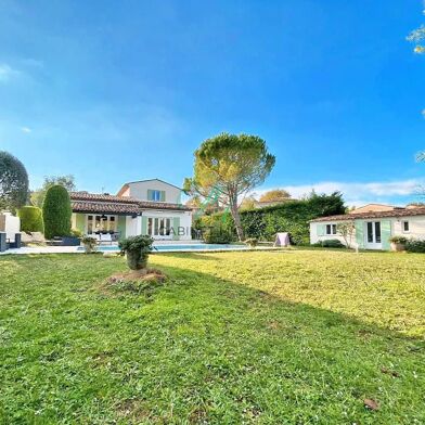 Maison 7 pièces 1295000 €