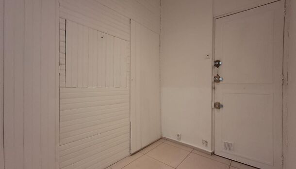 Appartement 1 pièces  à louer Marseille 7eme 13007