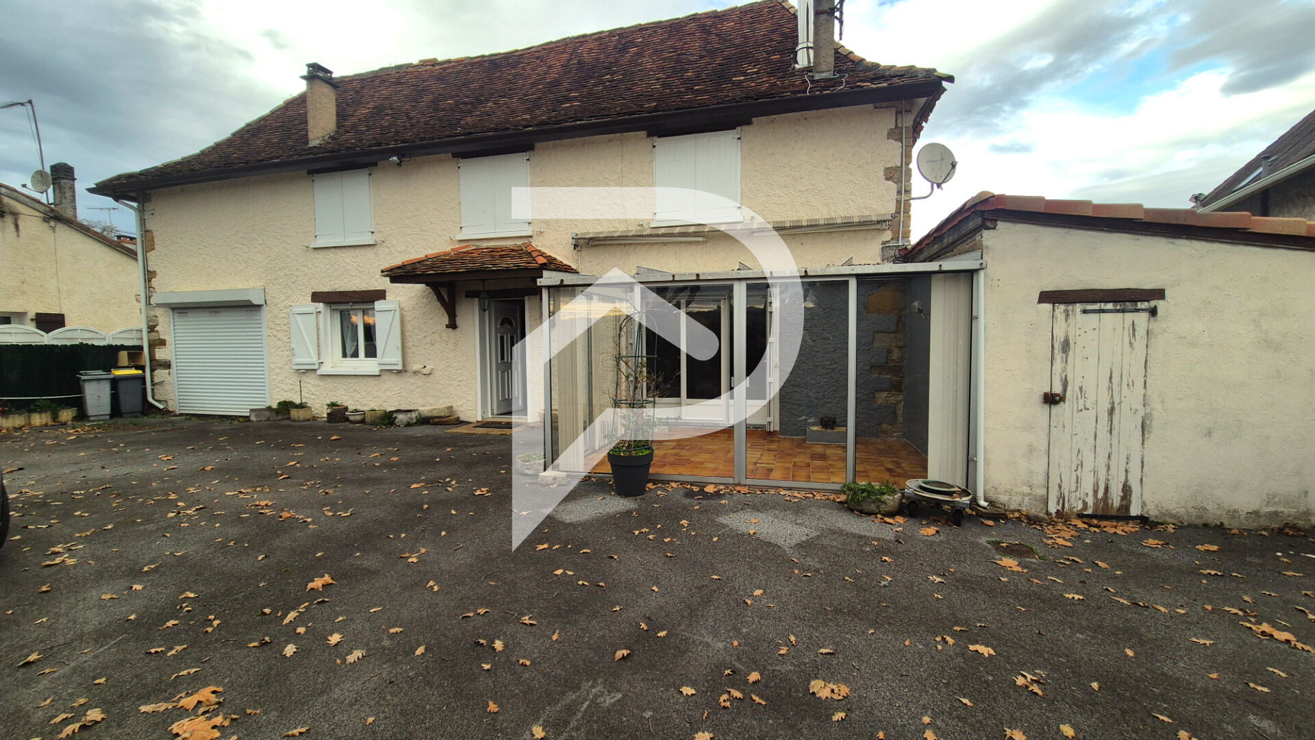 Villa / Maison  T6 à vendre Salies-de-Béarn 64270