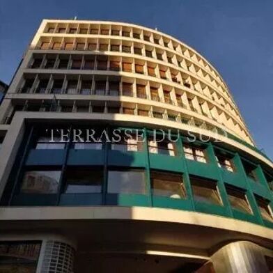 Bureau 3 pièces 150000 €