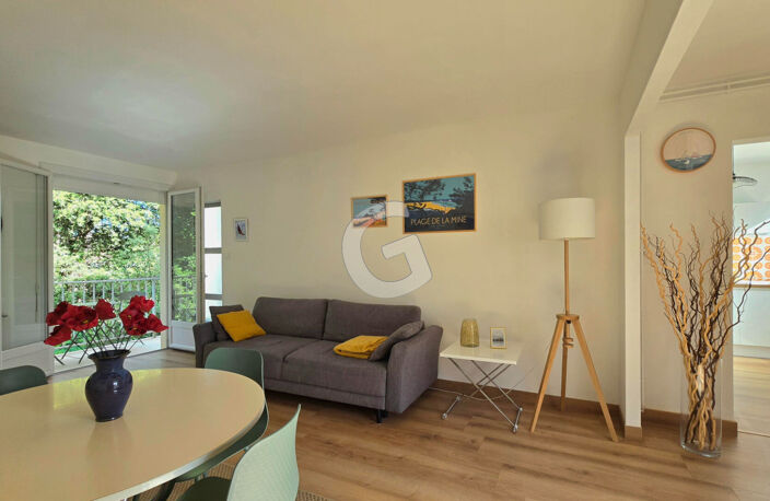 APPARTEMENT 2 PIECES - ENVIRON 50M²- À VENDRE- PROCHE CENTRE JARD SUR MER — photo 4