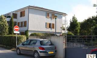 Garage  14 m² à louer à Le Puy-Sainte-Réparade (13610)