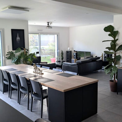 Maison 6 pièces 479200 €