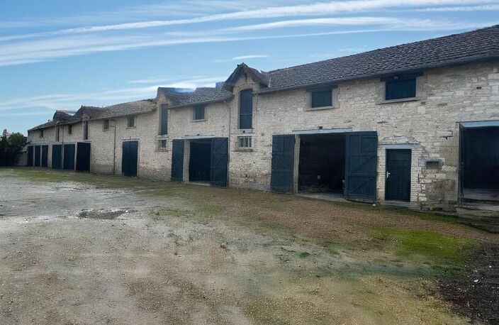 MENNEVILLE : Location de Garages / Box / stockage — photo 3