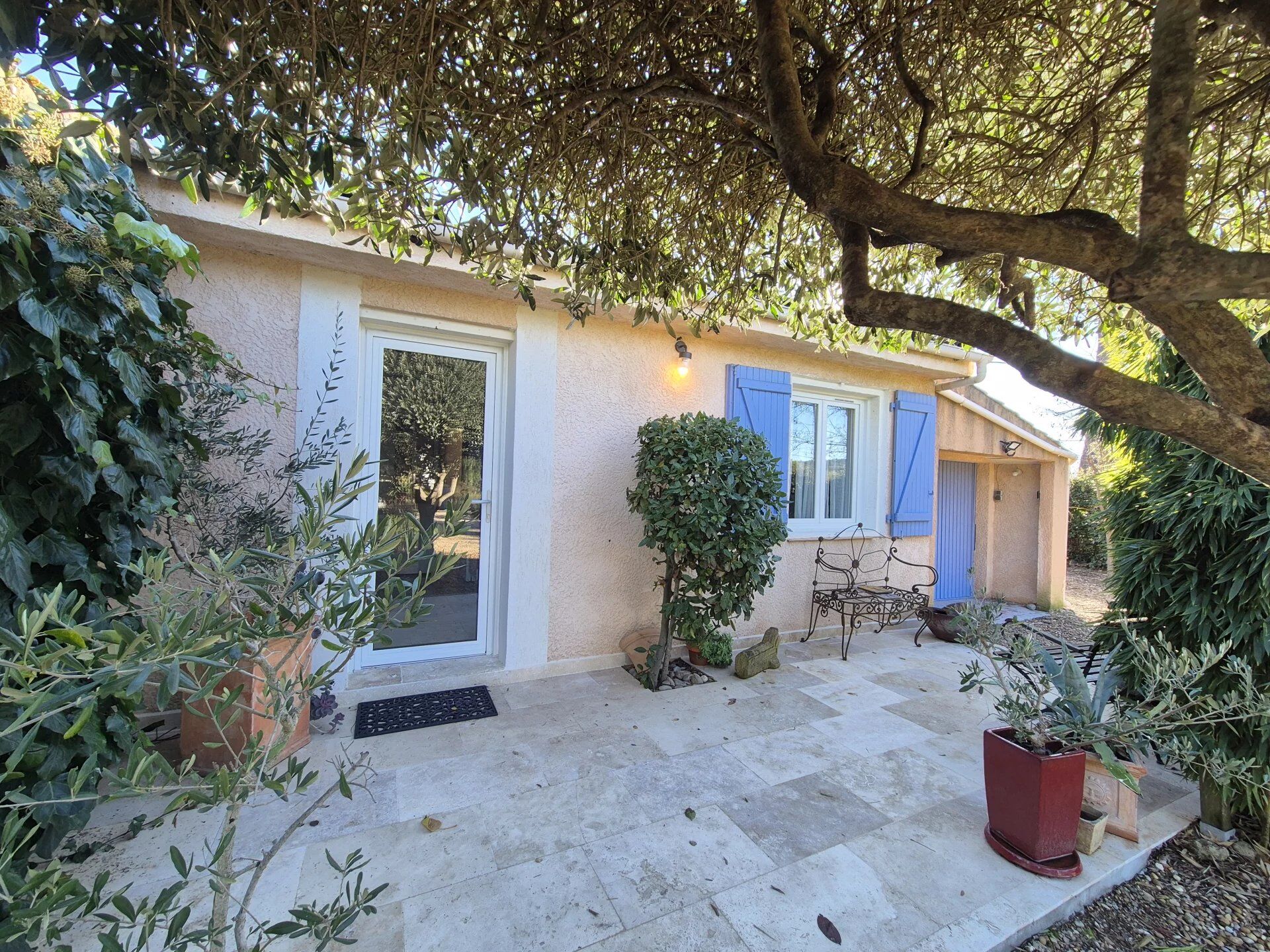Villa / Maison  T4 à vendre Saint-Antonin-du-Var 83510