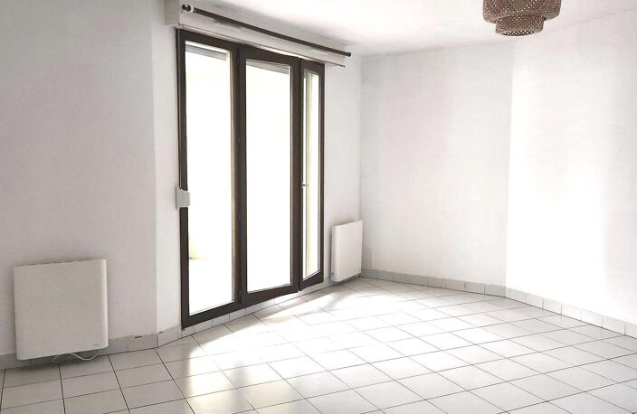 Appartement T3 74m² 2 min Céva,Tram,Bus — photo 4