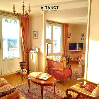 Appartement 4 pièces 136600 €