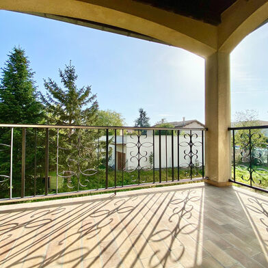 Maison 5 pièces 1680 €