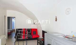 Immeuble  105 m² à vendre à Saint-Laurent-du-Cros (05500)