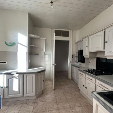 Appartement 4 pièces 980 €