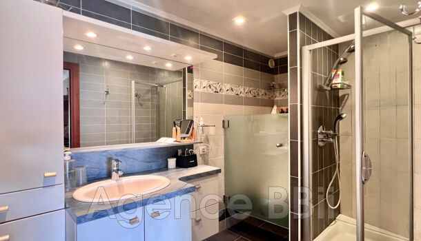 Appartement 2 pièces  à vendre Nice 06300