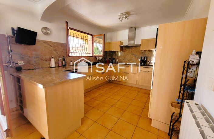 VIAS - LE VILLAGE — photo 2
