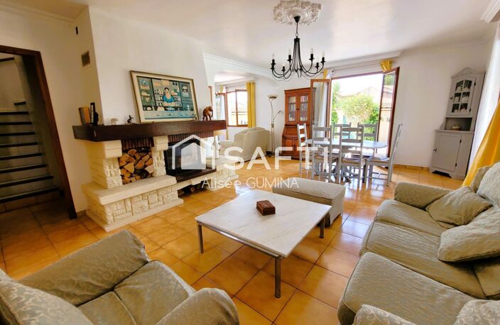 VIAS - LE VILLAGE — photo 4