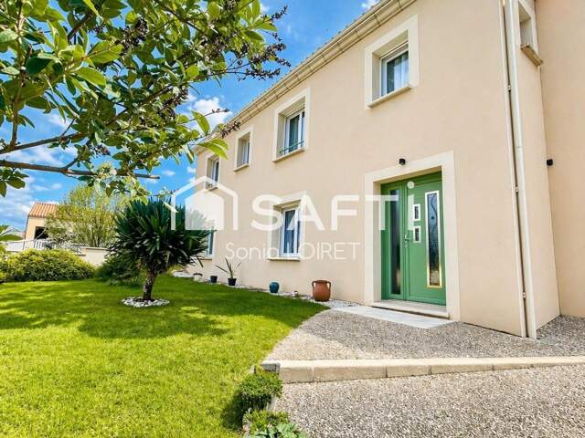 Villa en centre ville — photo du bien