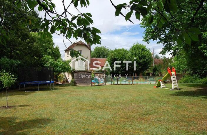POUILLY SUR LOIRE, maison d'habitation de 270 m² sur 5796 m² de terrain. — photo 5