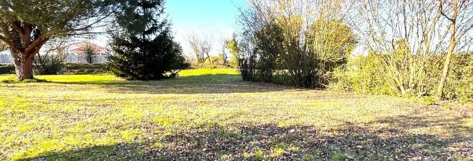 Terrain  1317 m² à vendre à Saint-Mathurin (85150)
