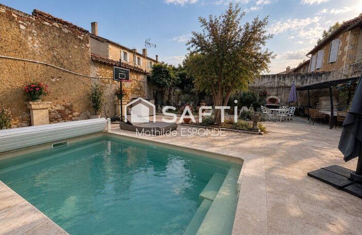Maison 342 m² centre ville 10 pièces, dépendances — photo 2