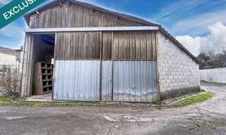 Garage  63 m² à vendre à Bouteville (16120)