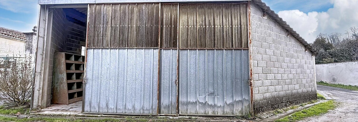 Garage  63 m² à vendre à Bouteville (16120)