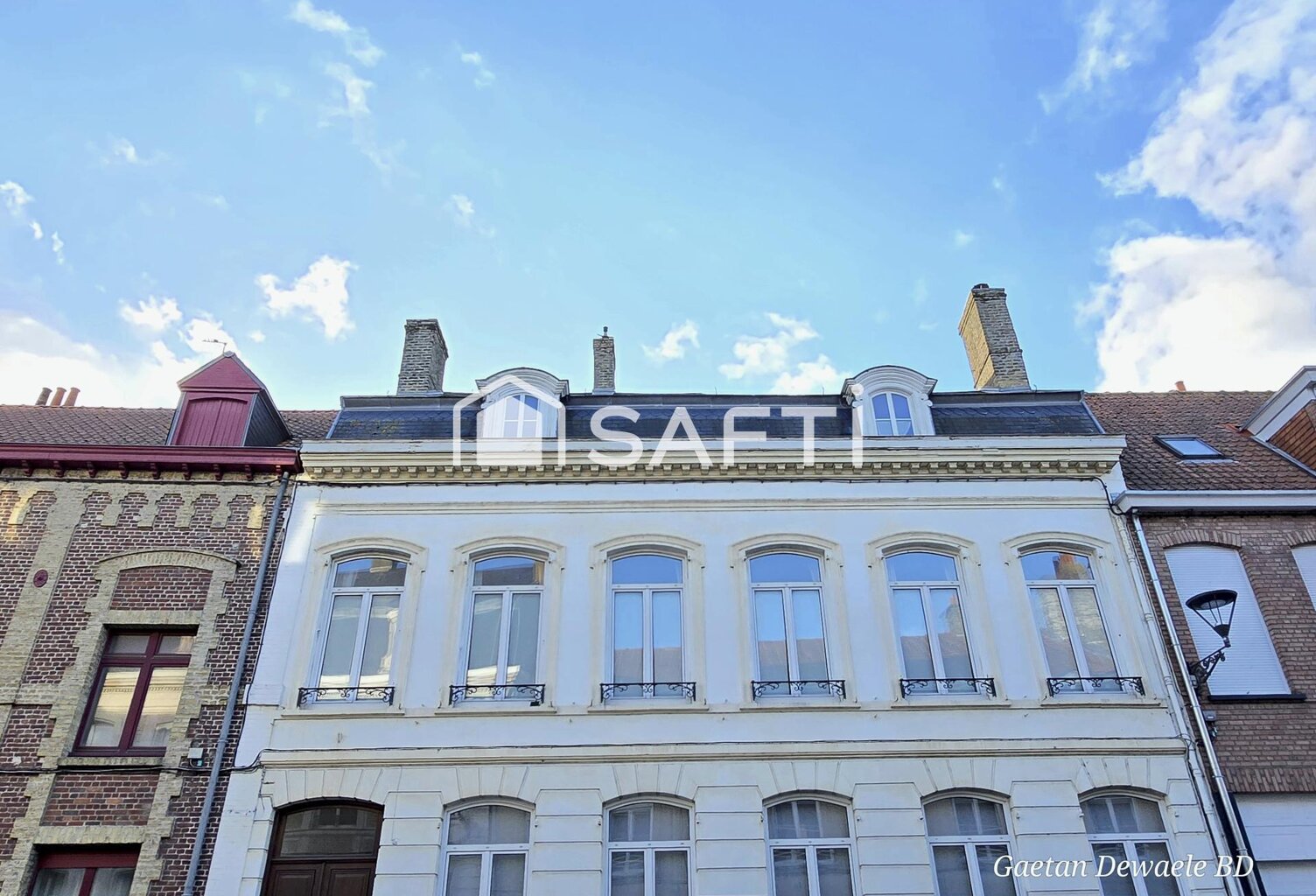 MAISON BOURGEOISE COEUR VILLE — photo 1