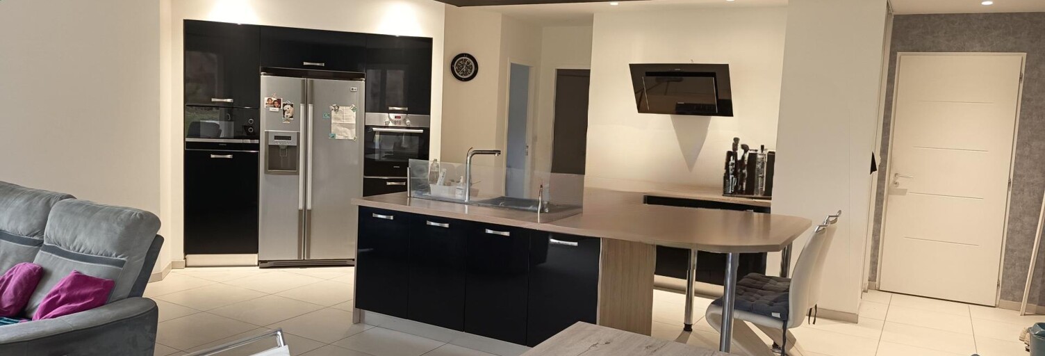 Maison 6 Pièces 125 m² à vendre à Azé (71260)