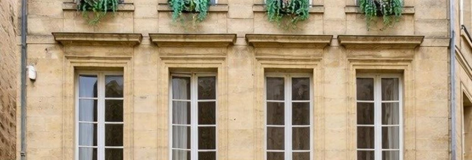 Immeuble  245 m² à vendre à Bordeaux (33000)