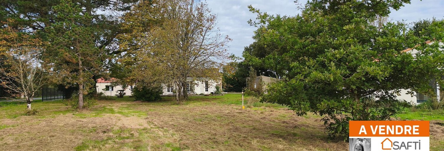 Terrain  633 m² à vendre à Corcoué-sur-Logne (44650)