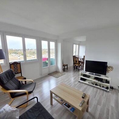 Appartement 5 pièces 180000 €