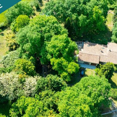 Maison 9 pièces 325000 €