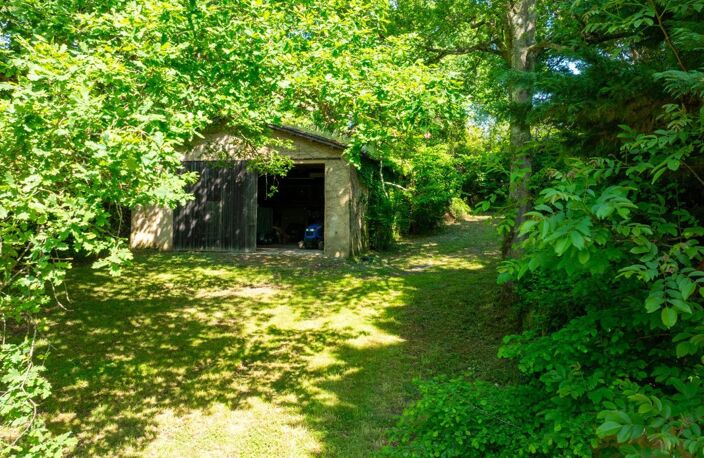 Grande Villa avec terrain clos , dépendance et piscine — photo 4