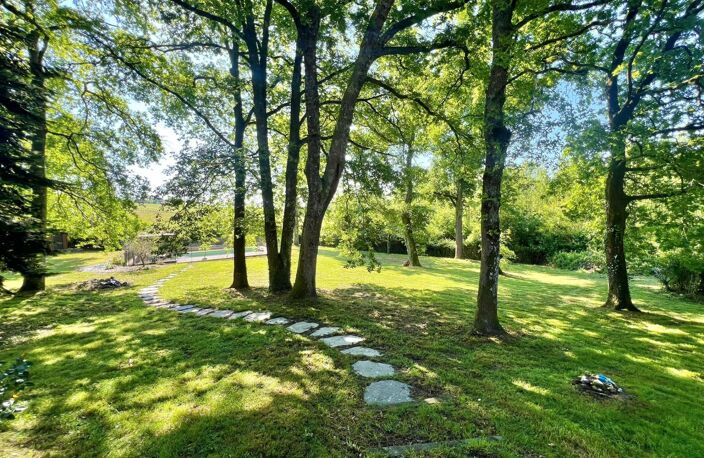 Grande Villa avec terrain clos , dépendance et piscine — photo 5