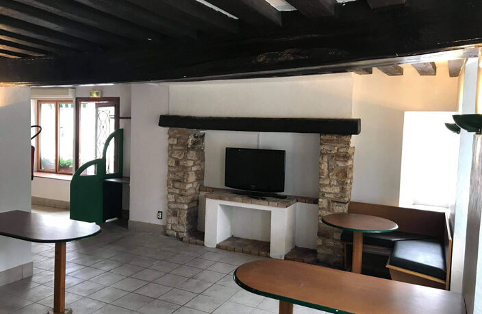 Ancien Hotel-Bar en centre ville ! — photo 5