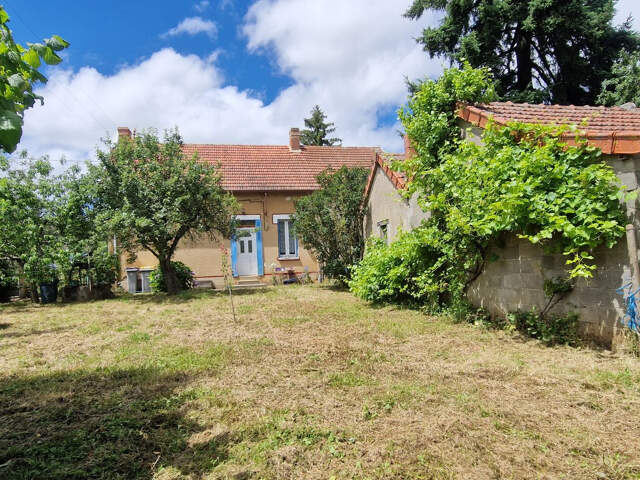 Maison de campagne à renover — photo du bien
