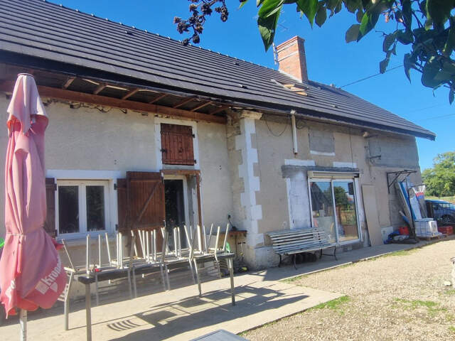 Maison de campagne à finir de rénover ! — photo du bien