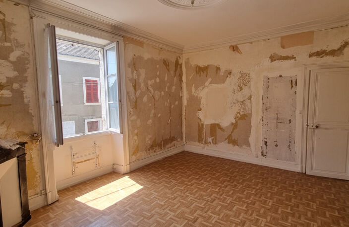 Maison de ville avec local commercial ! — photo 4