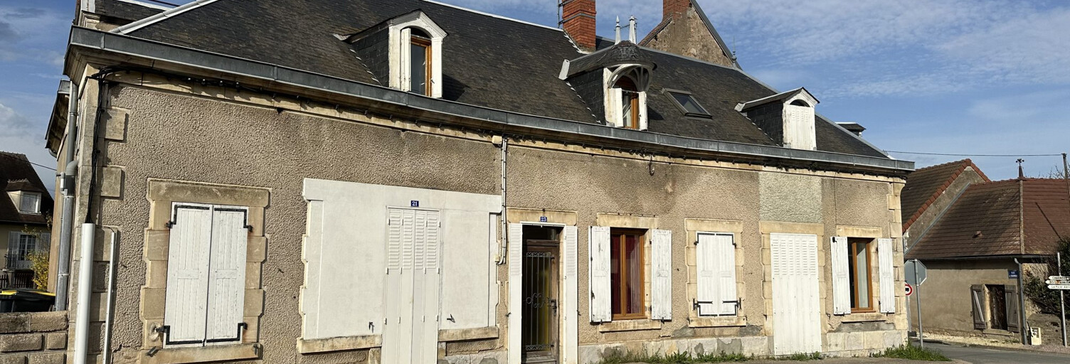 Immeuble   m² à vendre à Ainay-le-Château (03360)