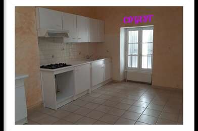 Appartement 3 pièces 580 €