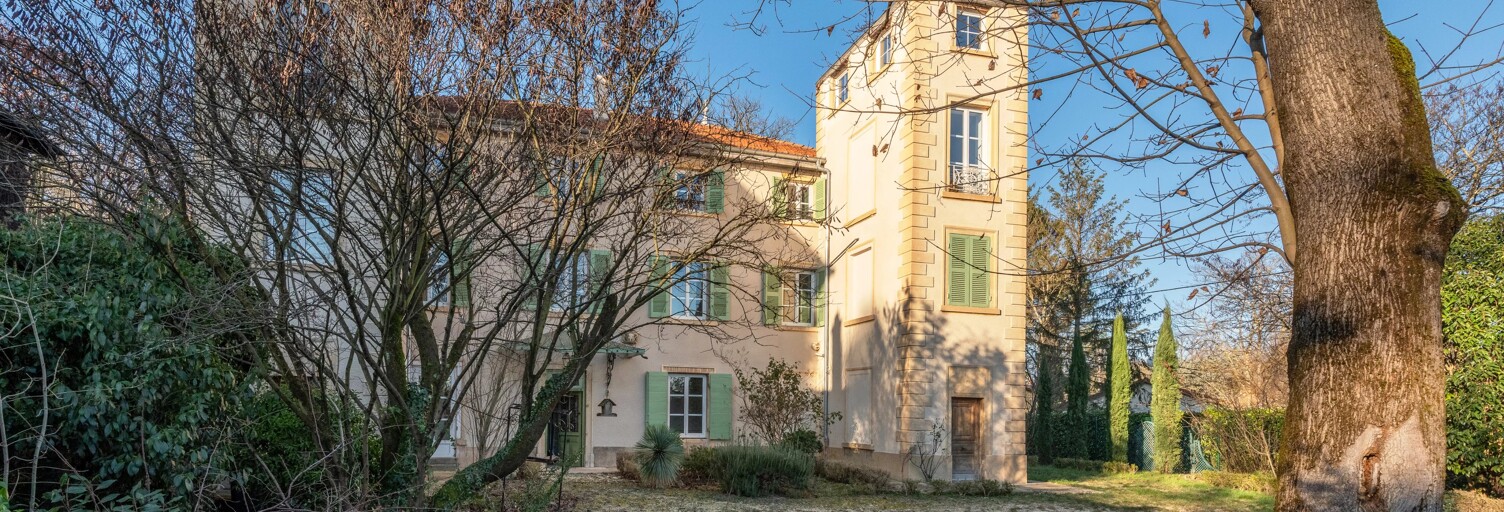 Maison 14 Pièces 552 m² à vendre à Vernaison (69390)