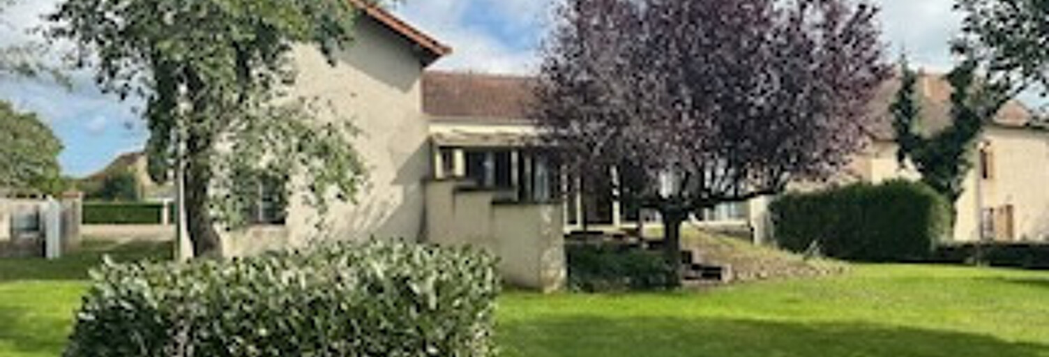 Maison 5 Pièces 107 m² à vendre à Baugy (71110)