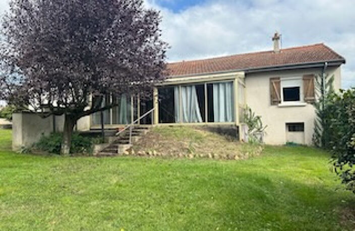 MAISON DE PLAIN-PIED DE 107 M2 HAB.DÉPENDANCES ATTENANTES. — photo 3