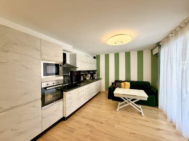 2 PIECE 39 m2 HYPER CENTRE MENTON — photo du bien